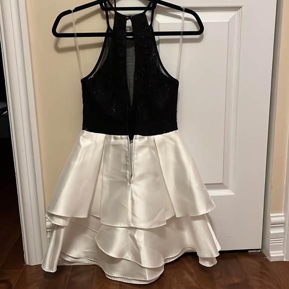 Le Chateau Cocktail dress size 3 - Picture 4 of 8